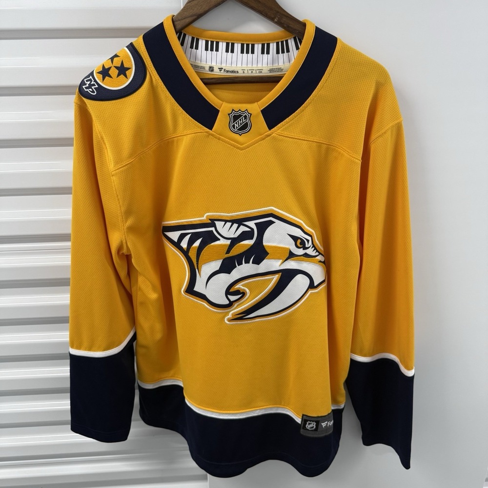 Nashville Predators Fanatics NHL Jersey Men's Small Gold Music City Patch